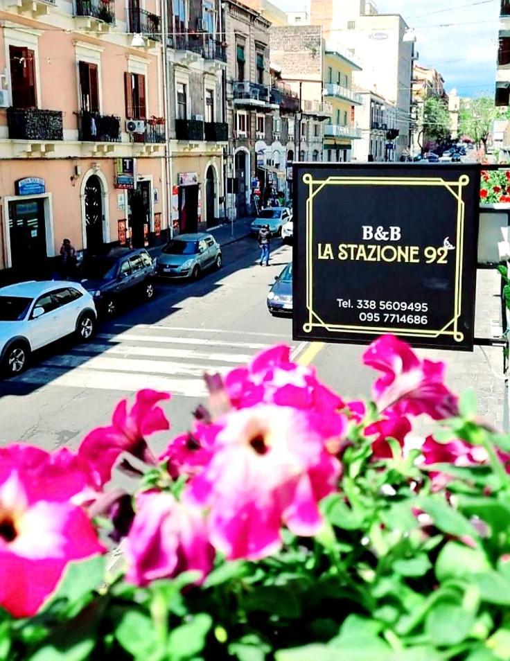 La Stazione 92 Panzió Catania-Fontanarossai nemzetközi repülőtér Kültér fotó